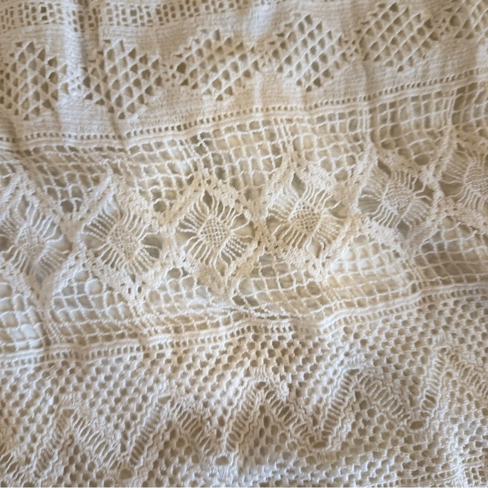 American Eagle Ivory Overlay Dress - Size 2 - Pre-Loved ⭐🤍 - Picture 8 of 13